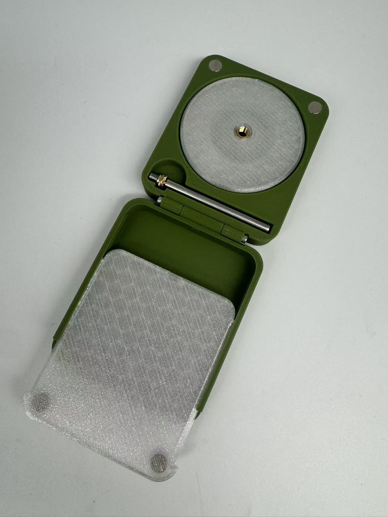 🧶 Porta hilo portátil para ganchillo y tejido