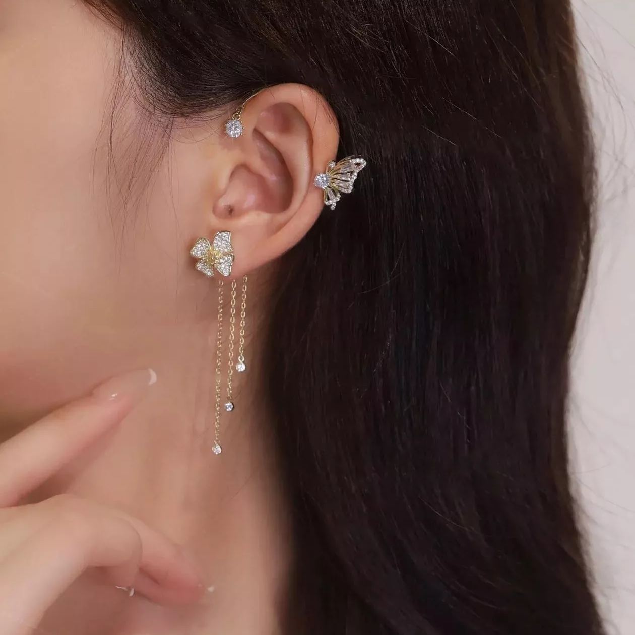 ✨🦋 Pendientes de circonita con caca de mariposa💖✨