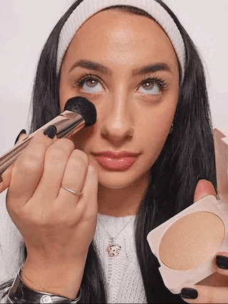 ⏳Nåværende tilbud💜  Farget leire som korrigerer under øynen